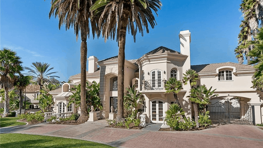 5081 E Copa De Oro Dr, Anaheim, CA 92807 photo tour