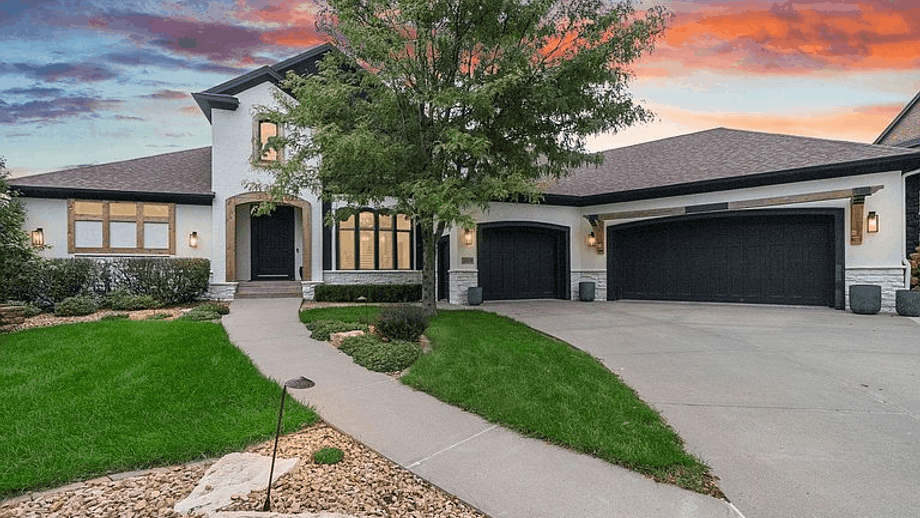 2508 W Sleigh Creek Cir, Sioux Falls, SD 57108 photo tour