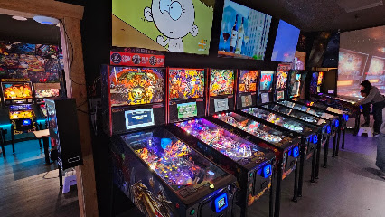 🕹️ Retro arcade games meet cold craft brews photo